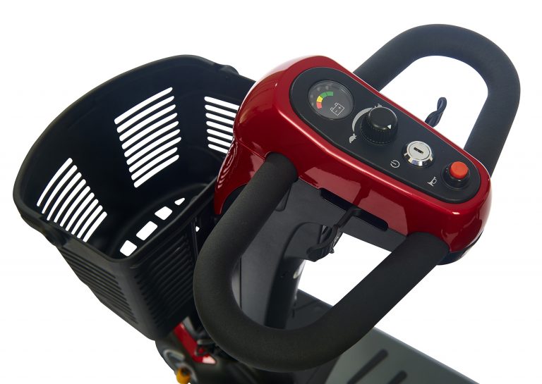 GB119-BuzzAround-LX-Tiller-Close-Up-1-768x545